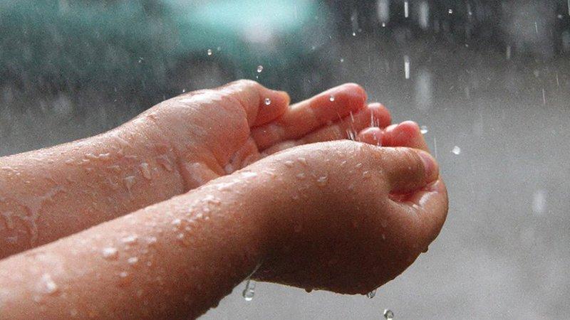 20 способов гулять под дождем весело - 4